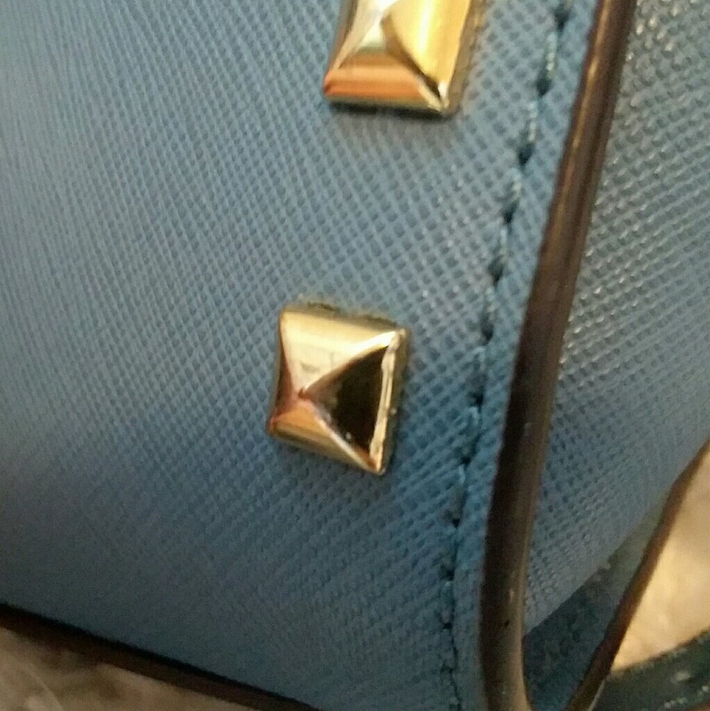 MICHAEL KORS STUDDED SELMA STUD BAG - Picture 7 of 8